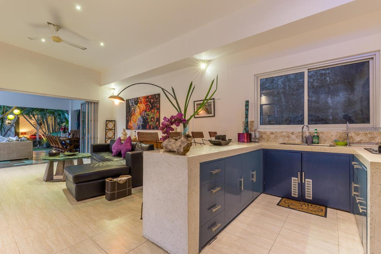 Villa Purple Legian Dış mekan fotoğraf
