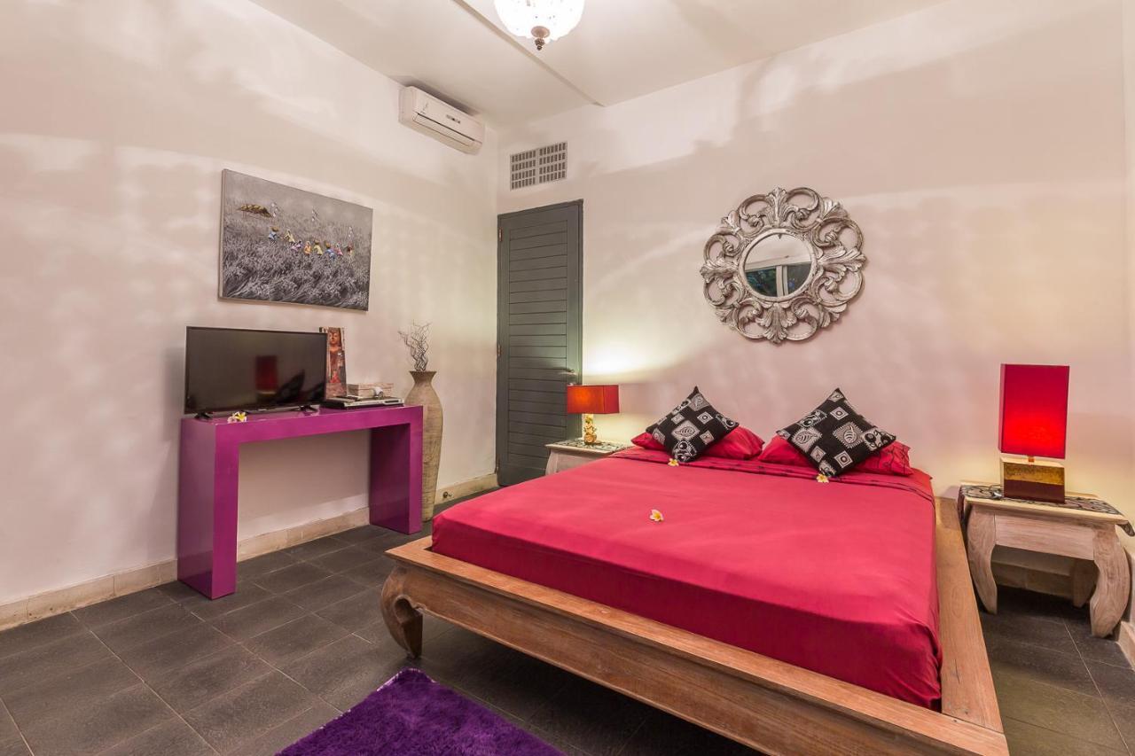Villa Purple Legian Dış mekan fotoğraf